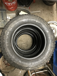 Master Nordic 2 naastega 185/70R14 (1 foto / 2)