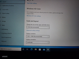 Lenovo T15 (8 foto / 9)