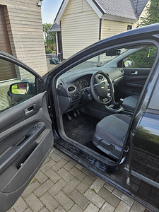 Ford Focus 2006 disel (5 foto / 7)