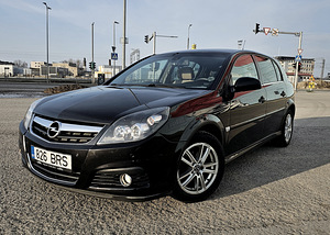Opel Signum (1 фото из 14)