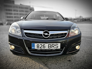 Opel Signum (5 фото из 14)