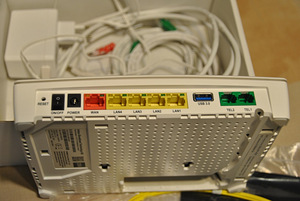 Genexis EG400 AC Dual Band Fiber Modem (5 foto / 7)