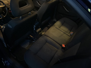 VW Bora 1.9TDI 66kw (6 foto / 7)