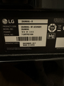 Lauaarvuti NUC7i5DNH koos LG monitooriga (3 foto / 4)