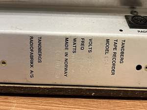 Tandberg Series 9000X (4 foto / 4)