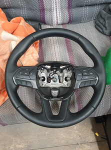DODGE CHALLENGER VARUOSADEKS (2 foto / 8)