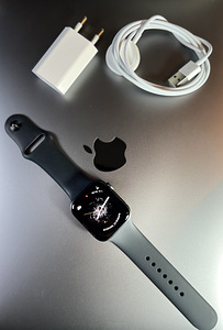 Apple Watch SE GPS 44mm Aluminium Graphite BH100% (3 foto / 9)