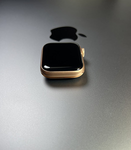 Apple Watch SE GPS + LTE 40mm Aluminium Gold BH100% (8 foto / 9)