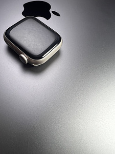 Apple Watch Series 8 GPS + LTE 41mm Starlight Aluminum BH100 (9 foto / 9)