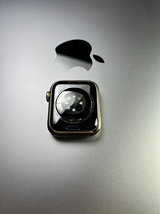 Apple Watch Series 6 GPS+LTE 40mm Gold Stainless Steel BH92% (9 foto / 9)