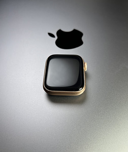 Apple Watch Series 6 GPS 40mm Gold Aluminium BH 87% (3 foto / 8)