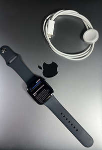 Apple Watch Series 7 GPS 45mm Midnight Aluminum BH 82% (2 foto / 4)
