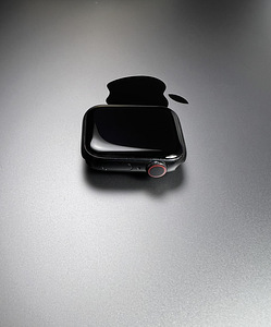 Apple Watch SE Gen.2 GPS+LTE 40 mm Midnight Aluminium BH82% (3 foto / 8)
