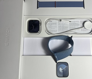 Apple Watch 9 GPS 45mm Silver Aluminum BH100% (1 foto / 10)