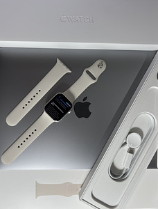 Apple Watch Series 8 GPS/LTE 45mm Starlight Aluminum BH85% (2 foto / 9)