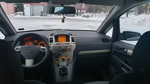 Opel zafira (5 foto / 7)