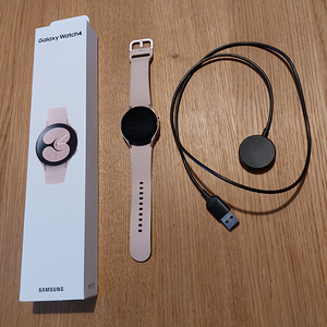 Samsung Galaxy Watch 4 (1 foto / 3)