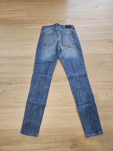 Guess teksad, suurus 26 (4 foto / 6)