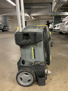 SURVEPESUR KÄRCHER PROFESSIONAL HD 5/17 (3 foto / 8)