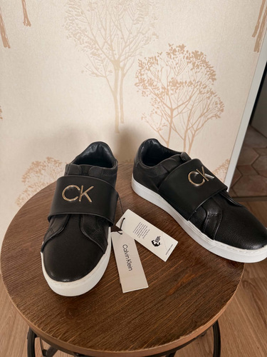 Calvin Klein UUED!