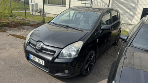 Toyota Corolla Verso 2.2d. Varuosadeks. (1 foto / 5)