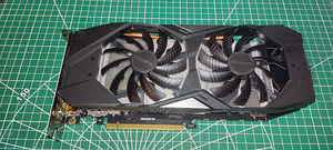 GeForce RTX™ 2070 WINDFORCE 2X 8G (1 foto / 2)