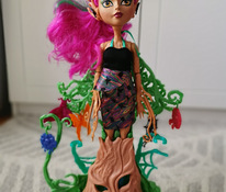 Monster High кукла Garden Ghouls Treesa Thornwillow