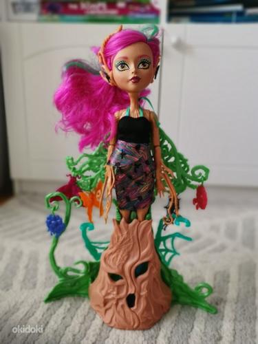 Monster High кукла Garden Ghouls Treesa Thornwillow (фото #1)
