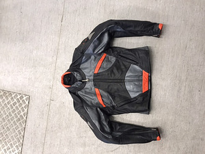Moto tagi (3 foto / 3)