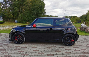MINI John Cooper Works (JCW) (3 foto / 7)