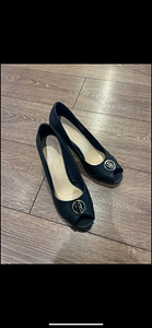 Tommy hilfiger kingad (1 foto / 3)