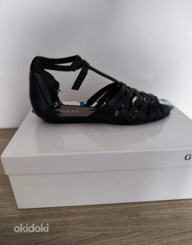 Guess sandaalid suurus 39