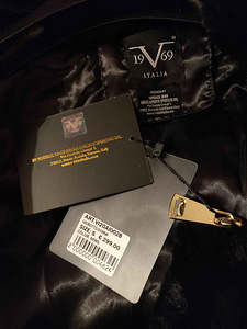 UUS! Versace 19V69 Italia lühike kasukas. Suurused S,M,L,XL (9 foto / 9)