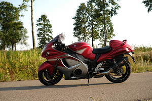 SUZUKI Hayabusa (4 foto / 8)