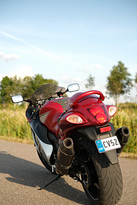 Suzuki Hayabusa gsx 1300 (4 foto / 9)
