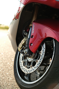 Suzuki Hayabusa 1300 (5 foto / 7)
