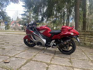 Suzuki Hayabusa 1300 (7 foto / 10)