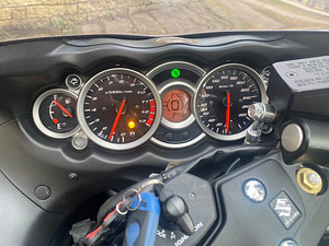 Suzuki hayabusa (7 foto / 10)