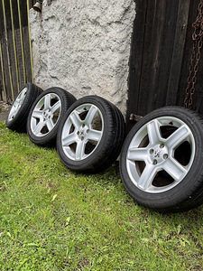 Продам литые диски Peugeot 17" с летней резиной как новая! (2 фото из 4)