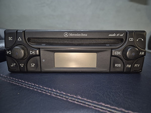 MB CD Radio (2 foto / 5)