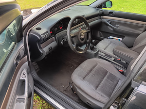 Audi A4 1.9TDI 66kw (7 foto / 10)