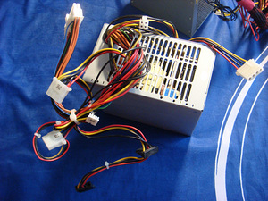 Antec 380W / Patriot Viper (3 foto / 7)