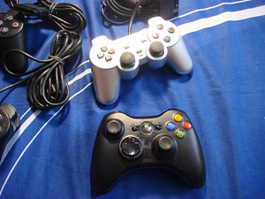 Пульт PS1/PS2 / XBox360 (3 фото из 5)