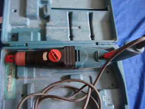 Makita HR2410 / Bosch AL1820CV/ AL3640CV/ (2 foto / 7)