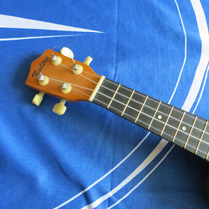 Ukulele Monterey MU-175 M (2 foto / 7)
