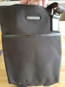 Salvatore Ferragamo meeste kott (9 foto / 9)