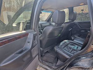 Jeep Grand Cherokee Limited (8 фото из 8)
