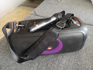 JBL PartyBox On-The-Go (2 foto / 5)