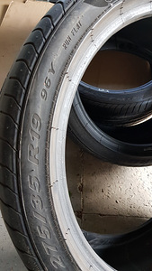 245/40 R19 & 275/35 R19 Pirelli P Zero (2 foto / 3)
