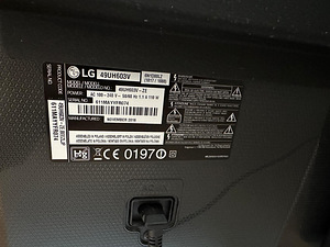 Телевизор LG 49" (2 фото из 2)